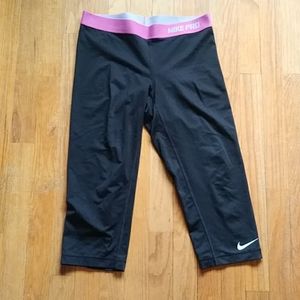 Nike Pro Cropped Legging
